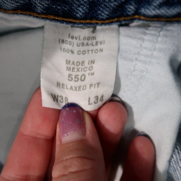 Levis 550 Jeans Mens 38x34 Blue Relaxed Fit Straight Leg Light Wash Distressed - Picture 12 of 16